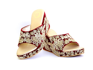 Svetah Mayura (Wedges)